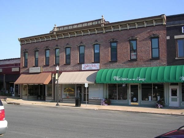 24 Court Square, West Plains, Missouri 65775, 1 Bedroom Bedrooms, ,1 BathroomBathrooms,Apartment,Currently Occupied, Court Square,2,1001